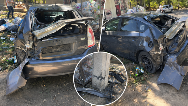 A furat o Toyota și a intrat cu ea într-un pilon. Șoferul, fără permis și aproape în comă alcoolică