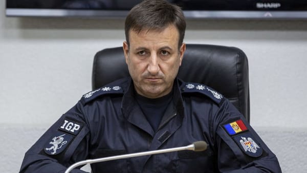Victimele găsite în lacul Dănceni nu au fost identificate nici după două luni. Poliția extinde verificările în străinătate