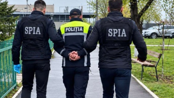 Un angajat INSP, acuzat că lua bani pentru permise și evitarea sancțiunilor. Procurorii contestă arestul la domiciliu