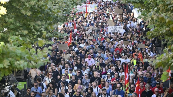 Noi proteste sunt așteptate în Franța. Au fost mobilizați 70.000 de polițiști, iar mai multe muzee din Paris vor fi închise