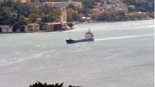 Încă o navă comercială, atacată cu trei drone în Marea Neagră, în apropierea Bulgariei. Vasul se îndrepta spre Constanța