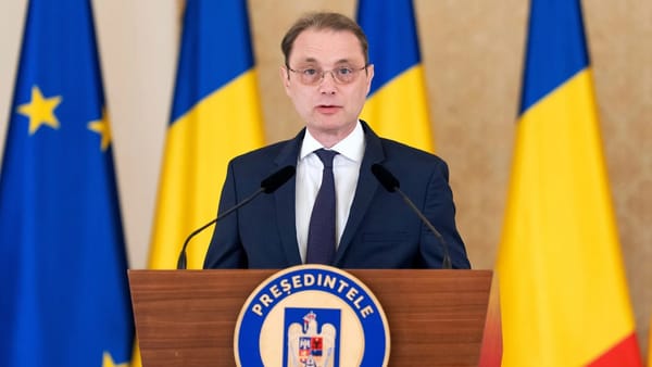 PSD a decis să intre la guvernare în România. Luca Niculescu ar urma să depună astăzi lista viitorului Cabinet