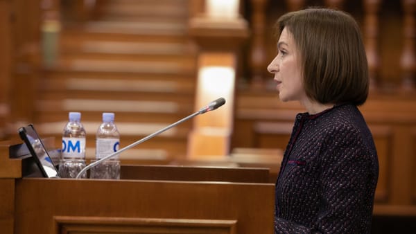 Președinta explică de ce Parlamentul va examina cu ușile închise structura Armatei Naționale: „Este o procedură firească”