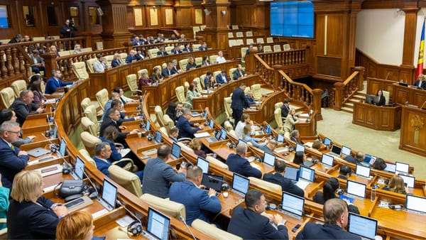 LIVE/ Deputații revin în plen. Moldova HiTech Park, accizele și sistemele de irigare, pe agenda Parlamentului