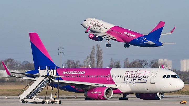 Wizz Air reduce numărul de zboruri din România. Motivul invocat