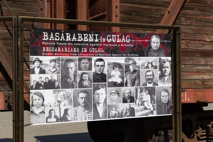 Expoziția „Basarabeni în Gulag”, desfășurată în centrul Chișinăului, poate fi vizitată până pe 30 iulie