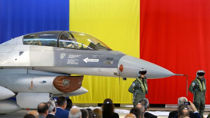 În Romania va fi înființat un centru de pregătire pentru piloții aeronavelor F-16