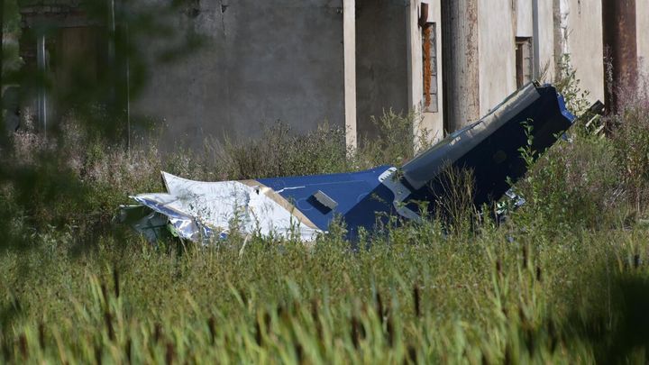 Resturi din avionul prăbușit în care era și Prigojin, găsite la 3 kilometri de locul tragediei