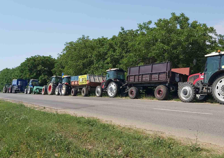 Agricultorii amenință cu noi proteste: „Bătaie de joc față de oamenii care hrănesc țara”