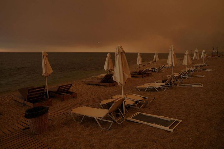 Consecințele celor mai mari incendii de vegetație din ultimii ani din Grecia - Fotoreportaj Reuters