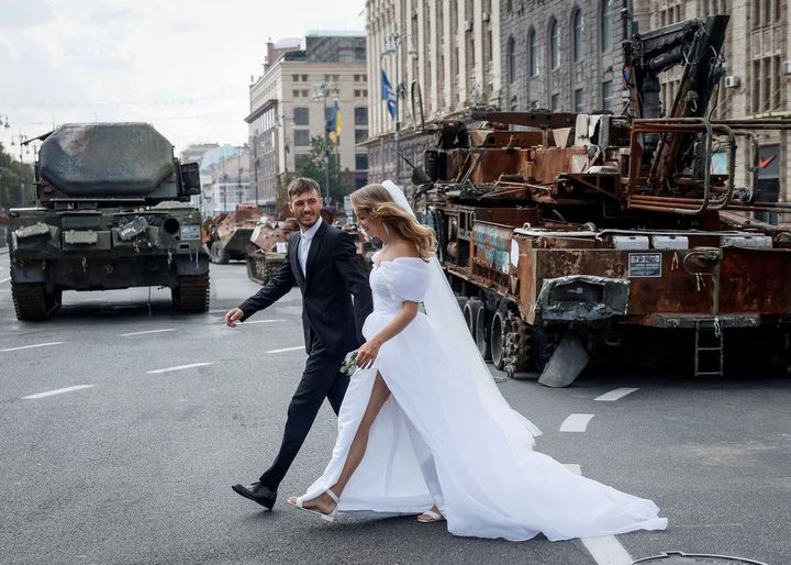 Ziua Independenței Ucrainei, celebrată cu o expoziție de tancuri rusești distruse - Fotoreportaj Reuters