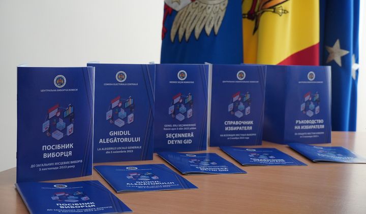 În premieră, CEC a elaborat materiale informative electorale în limba ucraineană, găgăuză, bulgară și romani