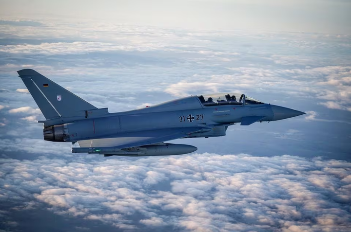 Germania va trimite avioane de lupă „Eurofighter” în România