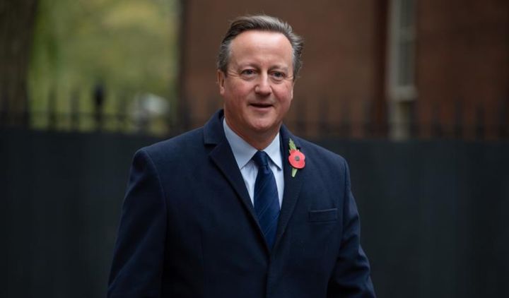 Fostul premier britanic David Cameron a fost numit în funcția de ministru de Externe în Guvernul Sunak