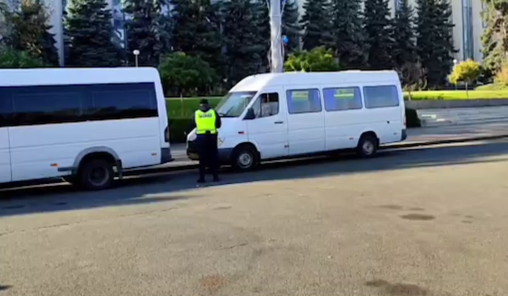 Transportatorii protestează împotriva modificărilor în domeniul transportului rutier