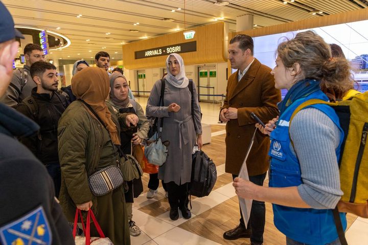 Încă nouă cetățeni moldoveni, evacuați din Fâșia Gaza, au ajuns la Chișinău