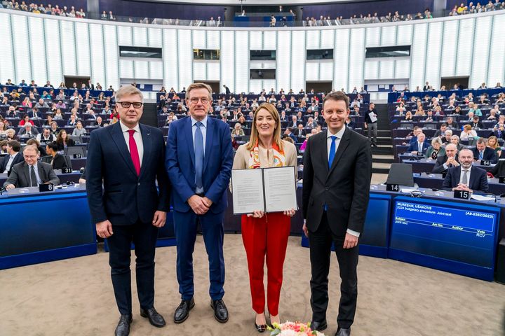 Parlamentul European a adoptat Bugetul UE 2024. Mureșan a negociat forma finală: Include și R. Moldova