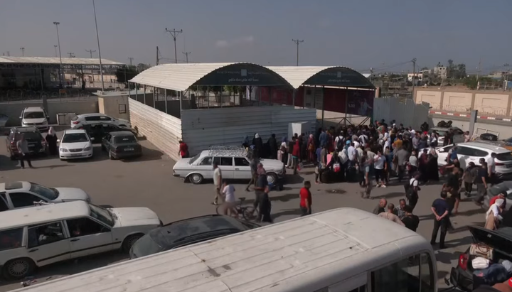 VIDEO/ Punctul de trecere Rafah s-a deschis pentru o evacuarea limitată a persoanelor din Fâșia Gaza