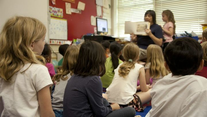 Mai puțină birocrație în grădinițe. Ministerul Educației a exclus o serie de rapoarte și registre de evidență