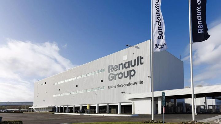 Renault investește 300 milioane euro pentru a produce furgonete electrice în Franța
