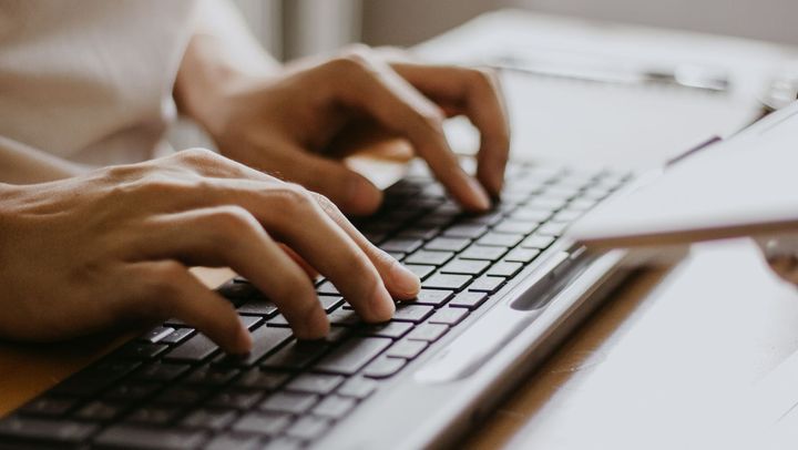 Șase servicii publice prestate antreprenorilor vor fi digitalizate