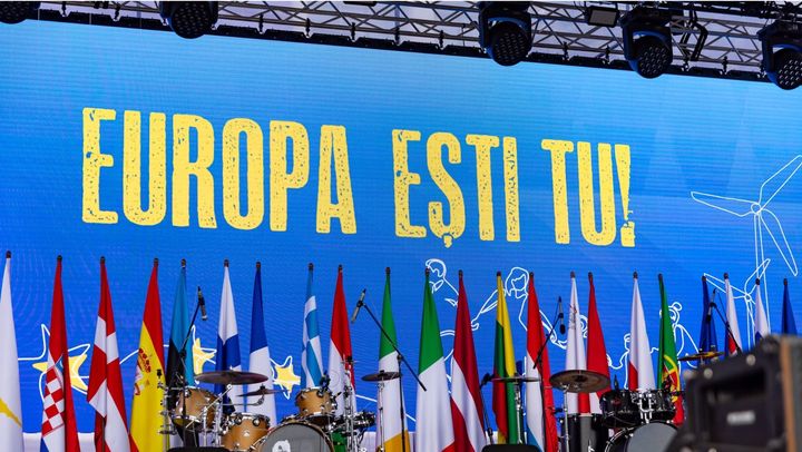 VIDEO/ Orășelul European și-a deschis porțile. Maia Sandu: „Ziua Victoriei și Ziua Europei nu sunt contradictorii”