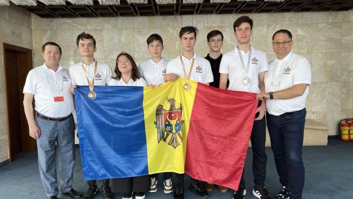 Lotul olimpic al R. Moldova a obținut trei medalii și două mențiuni la Olimpiada Balcanică de Matematică