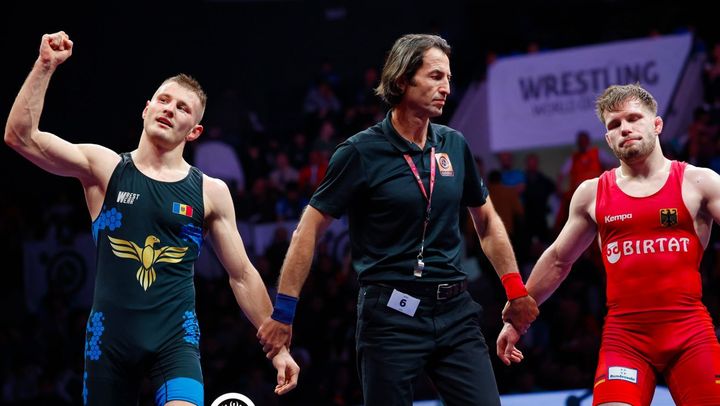 Luptătorul de stil greco-roman Valentin Petic s-a calificat la Jocurile Olimpice de la Paris