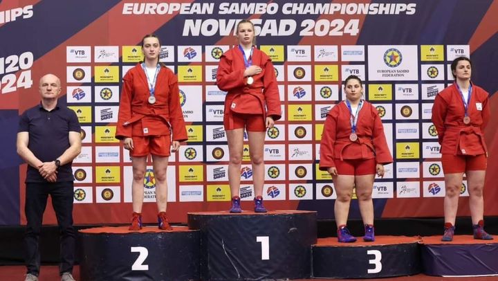 Lotul național de sambo a cucerit trei medalii de bronz la Campionatul European