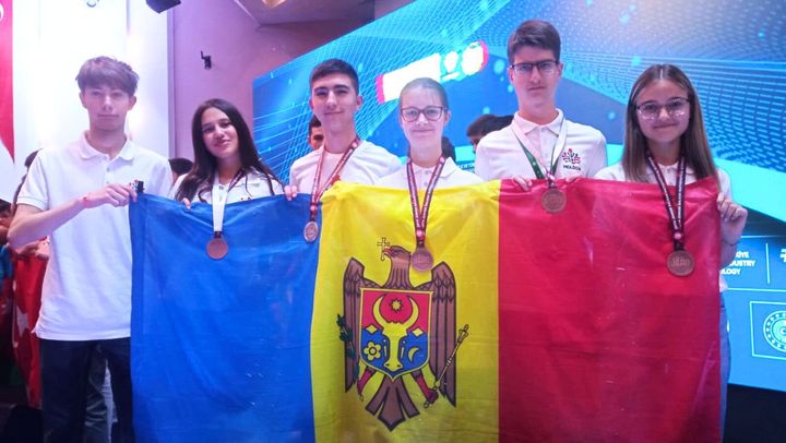 R. Moldova a obținut cinci medalii și o mențiune de onoare la Olimpiada Balcanică de Matematică pentru Juniori