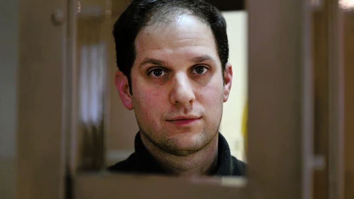 Un jurnalist american, condamnat de un tribunal rus la 16 ani de închisoare pentru spionaj