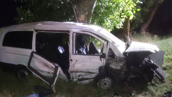 Grav accident la Ștefan Vodă: O femeie a murit, iar alte cinci persoane au fost rănite