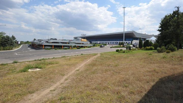 ACTUALIZARE/ Alerta cu bombă la Aeroportul din Chișinău s-a dovedit a fi falsă