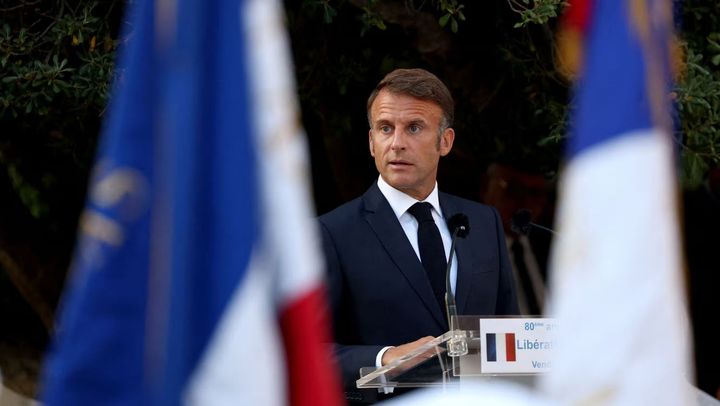 Emanuel Macron a lansat consultări în vederea formării unui guvern