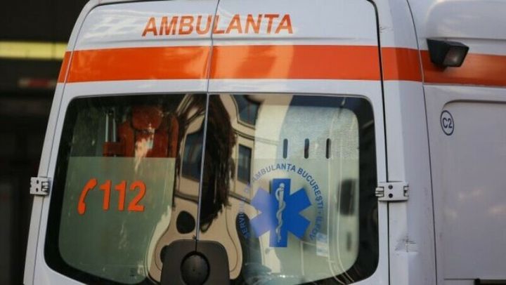 VIDEO/ O tânără de 23 de ani a încercat să se sinucidă. Aceasta a fost salvată în ultima clipă și a ajuns la spital