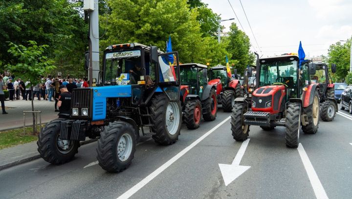 Agricultorii vin să protesteze la Președinție: Venim fără tractoare și cu drapelul țării