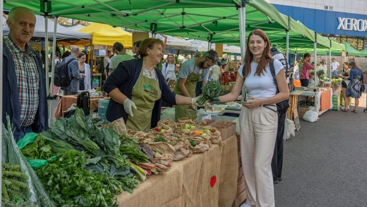 La Chișinău sunt organizate târguri cu fructe și legume de sezon. Lista adreselor din fiecare sector al orașului