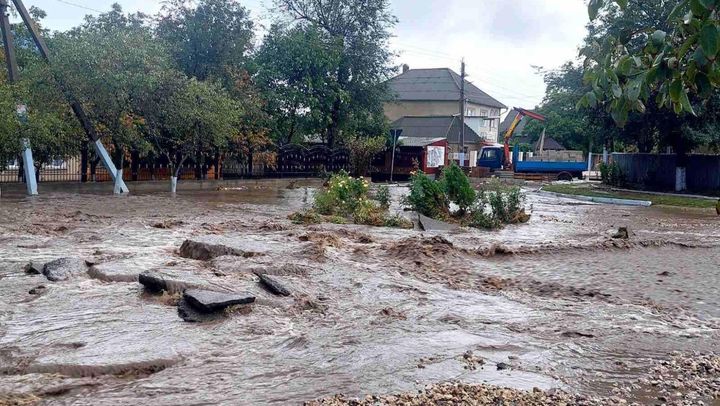 Cod galben de scurgeri pe pante și inundații în R. Moldova