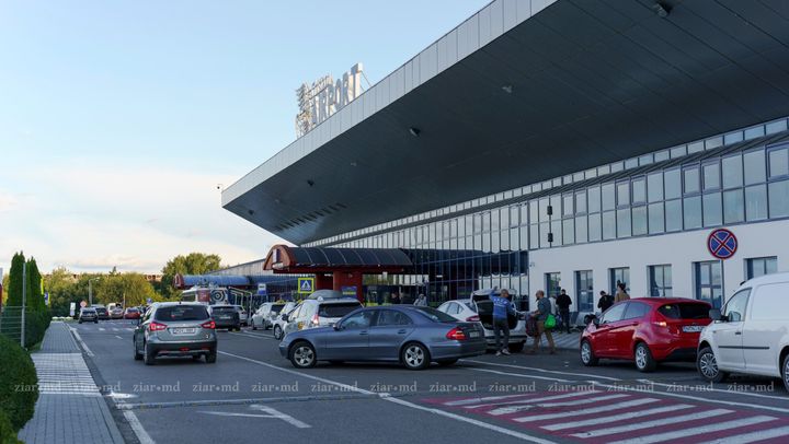 Licitația privind darea în chirie a spațiilor comerciale de la aeroport a fost anulată din nou