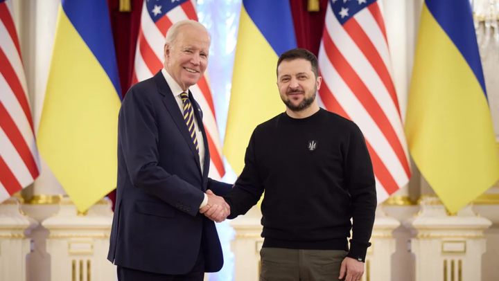 Joe Biden permite Ucrainei să folosească arme americane pentru a lovi ținte din Rusia - presa