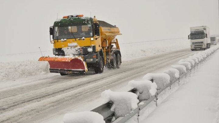 Bulgaria se confruntă cu vreme rea. A fost emis cod galben de ninsoare. Regiunile afectate