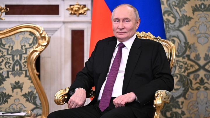 Vladimir Putin afirmă că Rusia este de acord cu propunerea de încetare a focului în Ucraina