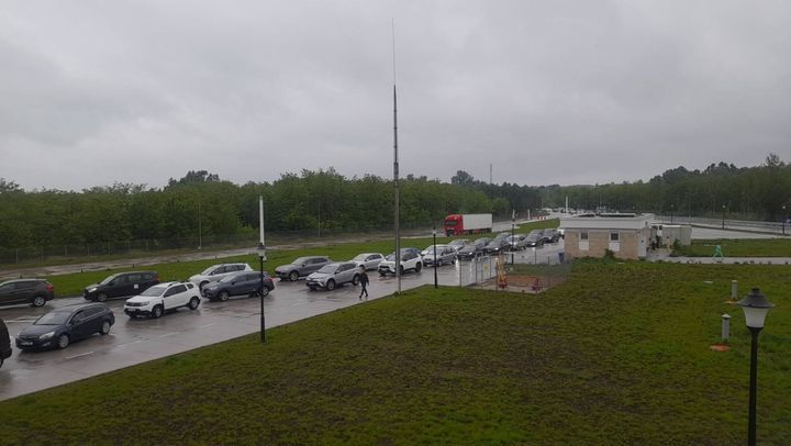 Trafic intensiv la punctele de trecere Sculeni și Leușeni, pe sensul de ieșire din țară