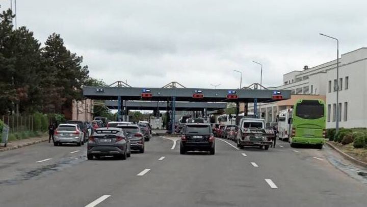 La punctele de trecere a frontierei Leușeni și Sculeni se circulă fără dificultăți. Traficul a fost fluidizat