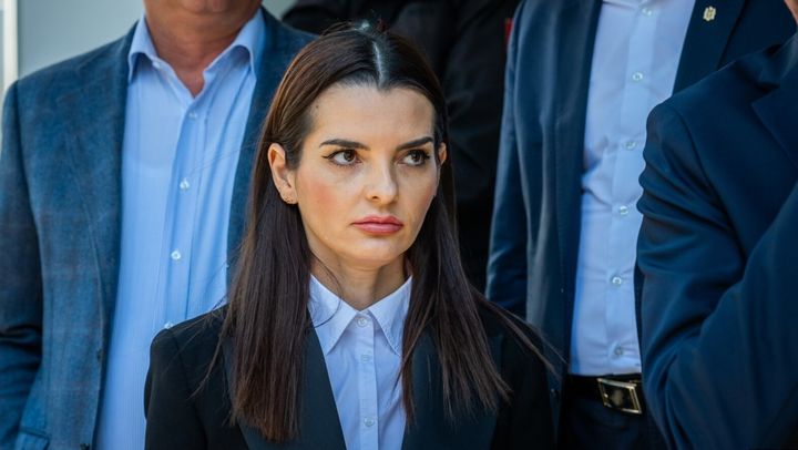 Evghenia Guțul va sta încă 30 de zile în arest la domiciliu