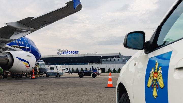 O inspectoare superioară a Postului Vamal de la aeroport are o avere nejustificată de peste 215 de mii de lei