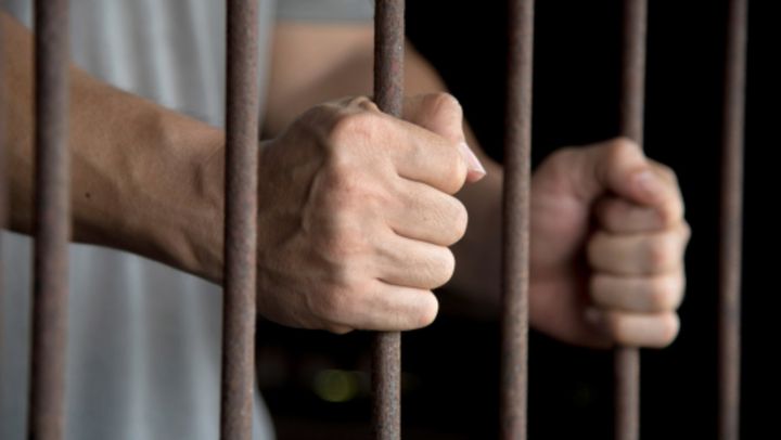 Un deținut din Penitenciarul 13, deconspirat în timp ce își continua activitatea infracțională de piraterie