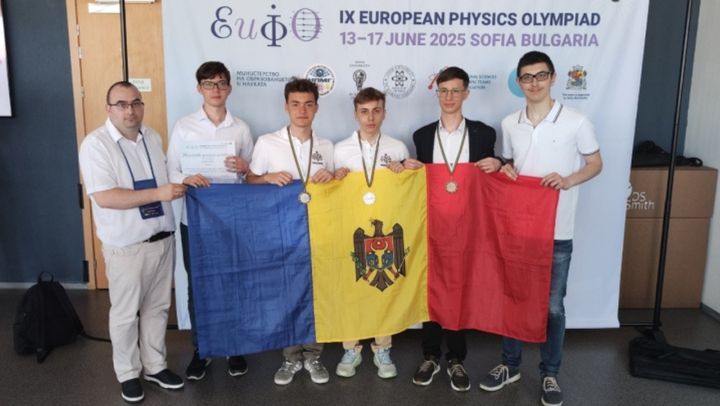 Elevii din R. Moldova au obținut trei medalii de argint și o mențiune de onoare la Olimpiada Europeană la Fizică