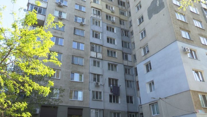 Mii de consumatori casnici din capitală au fost acționați în judecată pentru datorii la căldură