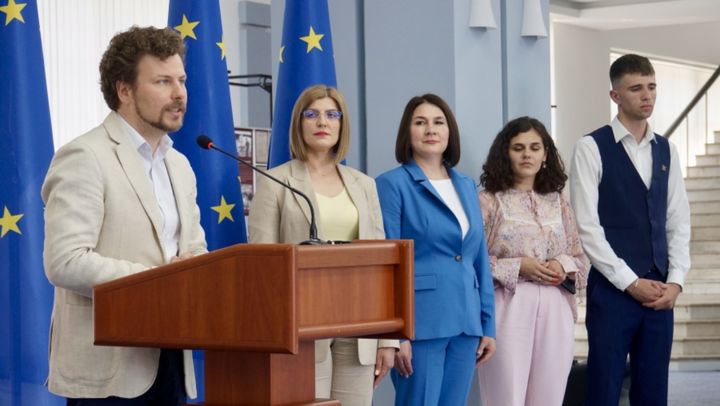 Și anul acesta, Ministerul Educației lansează concursul „Fii PRO! Alege să devii profesor!”. Cine poate participa